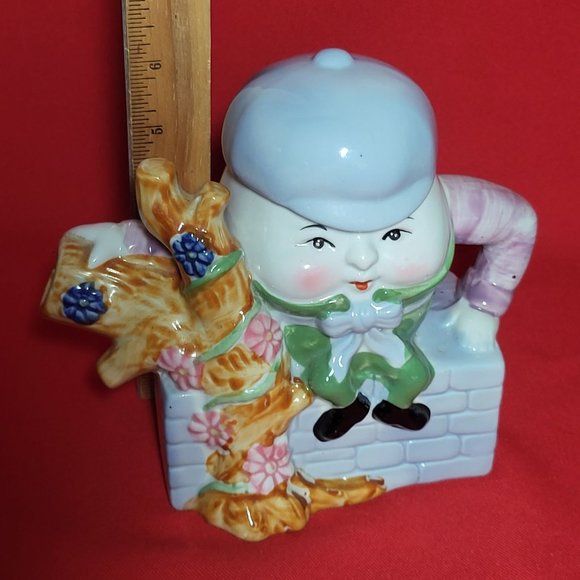 Vintage Feitx Humpty Dumpty Sitting On  Wall Decorative Porcelain Teapot - Picture 8 of 14